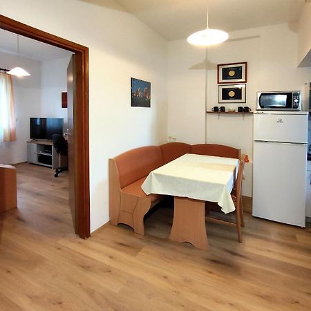 Apartment Carmen Солине Экстерьер фото